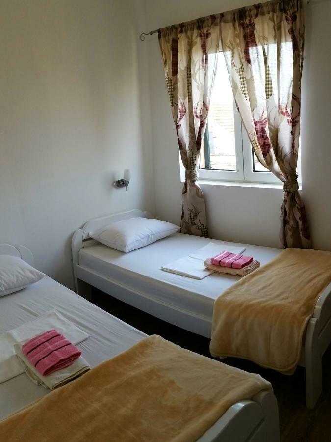 Apartmani Marijana Šibenik Eksteriør billede