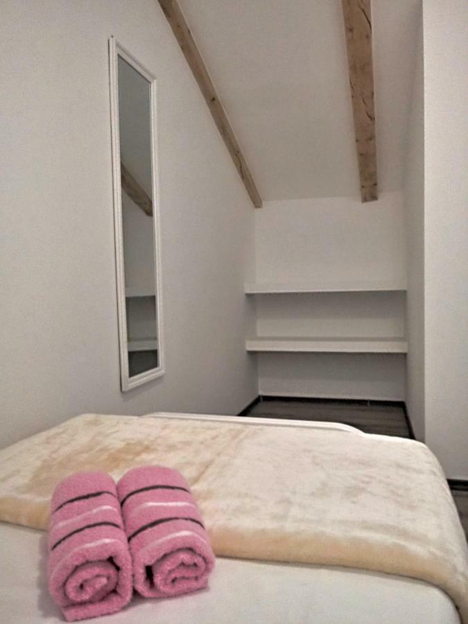 Apartmani Marijana Šibenik Eksteriør billede